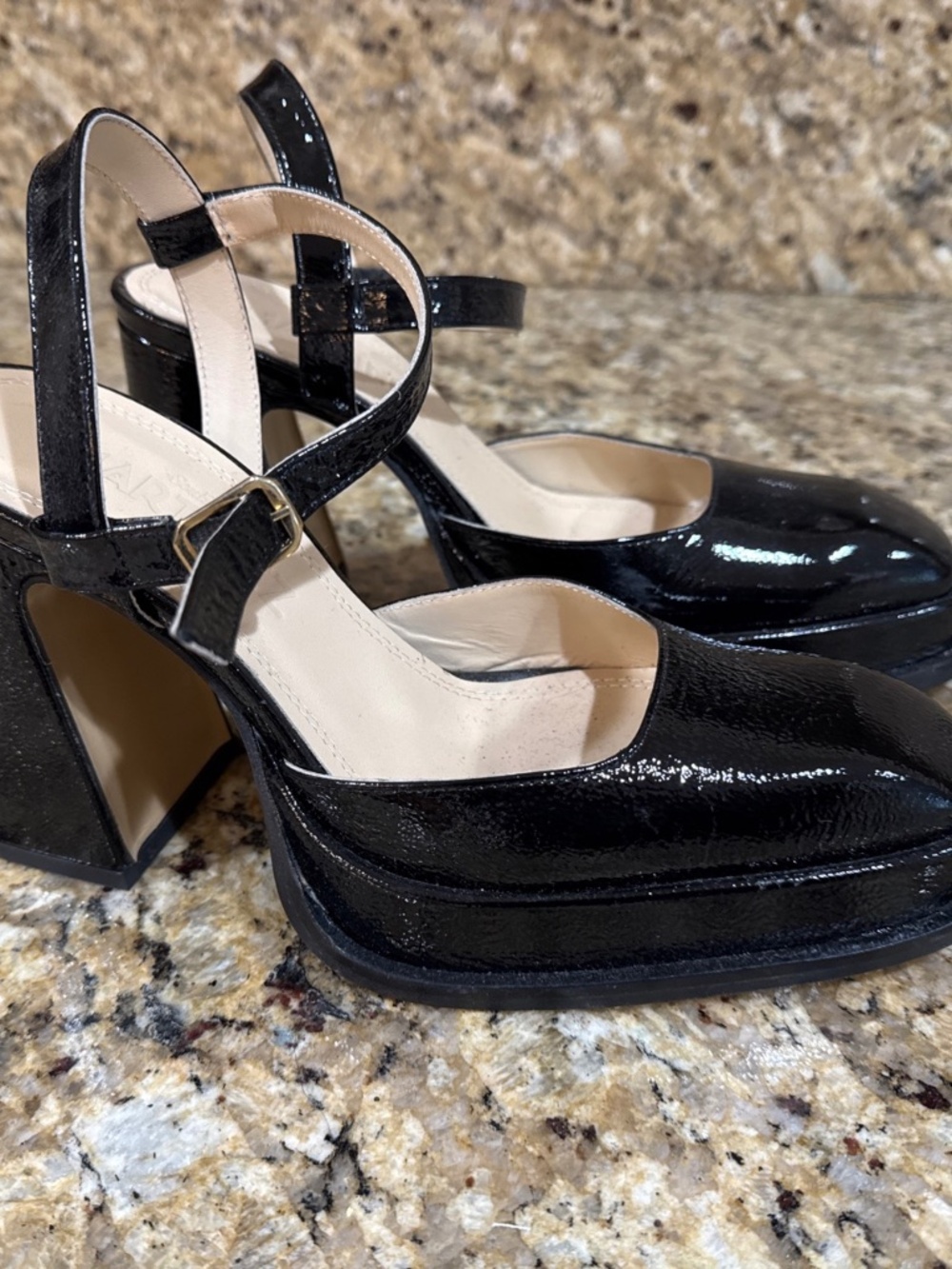 Soulier Martinez Malasana Pumps